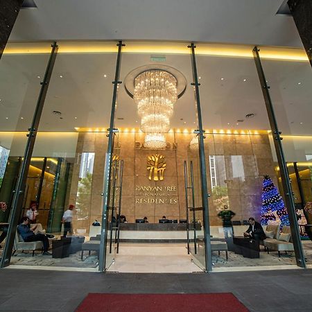 Ph Suites At Pavilion Bukit Bintang Kuala Lumpur Exteriér fotografie The lobby of the hotel
